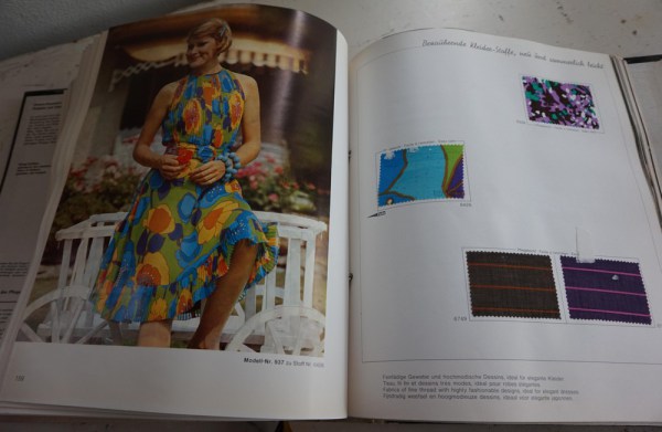 vintage, mode, textiel, monster, boek, Duitse, Mode Actuelle, jaren 70, 1970s, samplebook